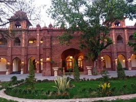 Punjab HED Plans to Set Up “Colleges of Eminence” Throughout the Province